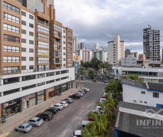 Apartamento à venda no Centro: