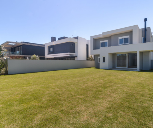 Casa à venda no Reserva das Águas: