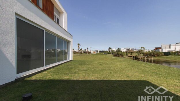 Casa à venda no Reserva das Águas: