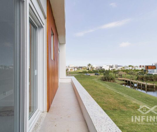 Casa à venda no Reserva das Águas: