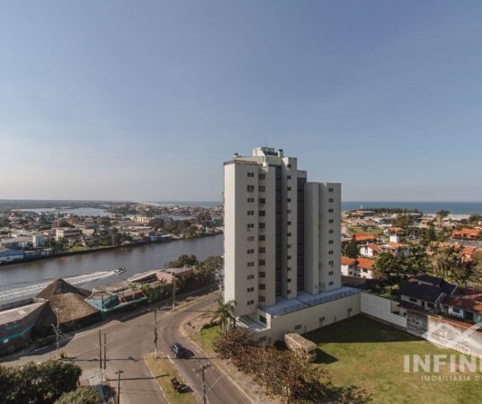 Cobertura à venda no Praia Grande: