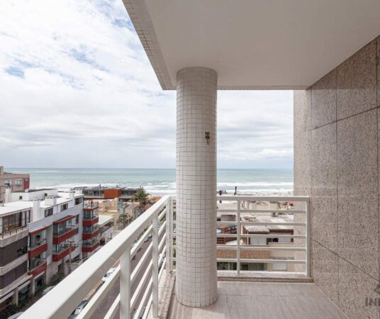 Apartamento à venda no Prainha: