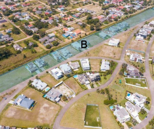 Terreno à venda no Ocean Side: