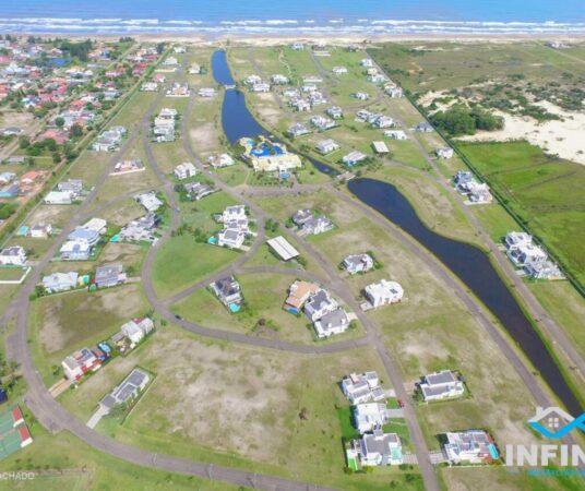 Terreno à venda no Ocean Side: