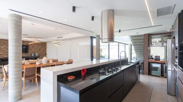 Casa à venda no Ocean Side: Casa à venda no Ocean Side: