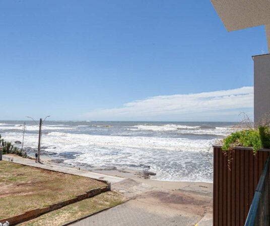 Apartamento à venda no Praia Da cal :