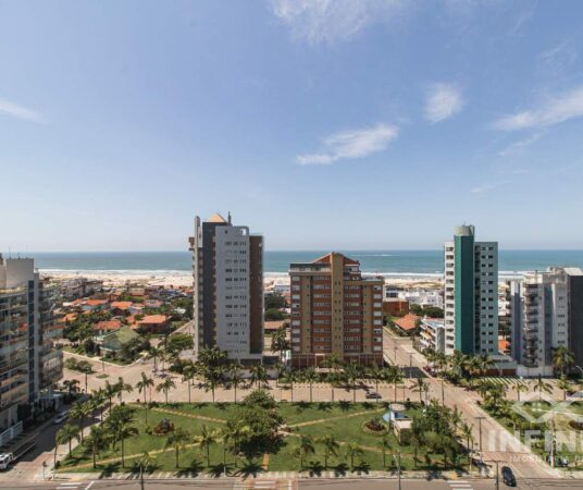Cobertura à venda no Praia Grande: