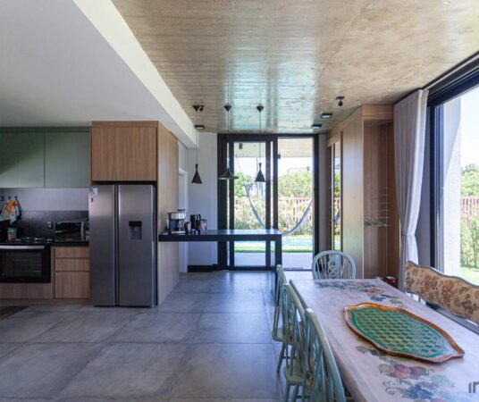 Casa à venda no Ilhas Park: