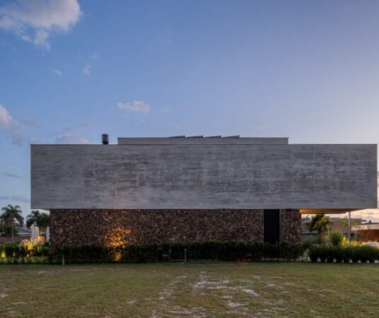 Casa à venda no Ilhas Park: