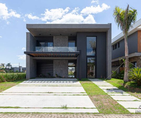 Casa à venda no Ilhas Park: