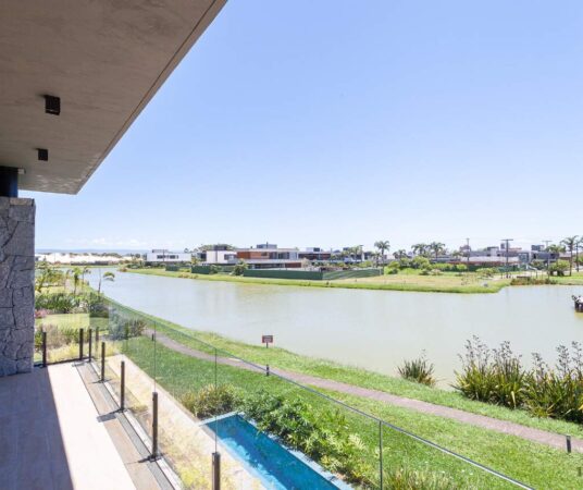 Casa à venda no Ilhas Park: