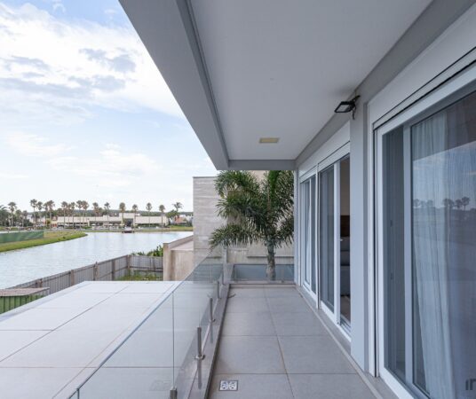 Casa à venda no Ilhas Park: