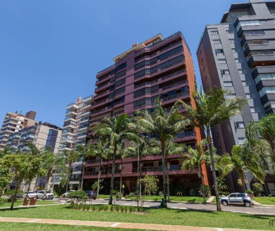 Cobertura à venda no Praia Grande: