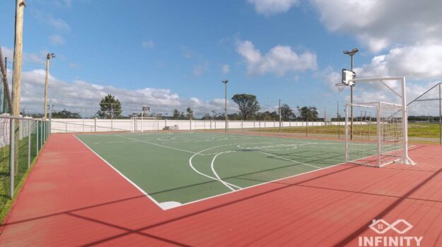 Terreno à venda no Lake: Terreno à venda no Lake: