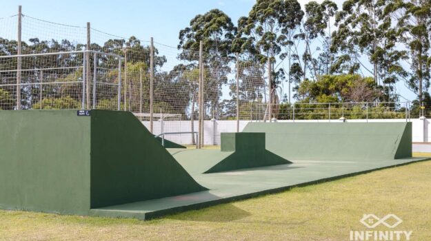 Terreno à venda no Lake: Terreno à venda no Lake: