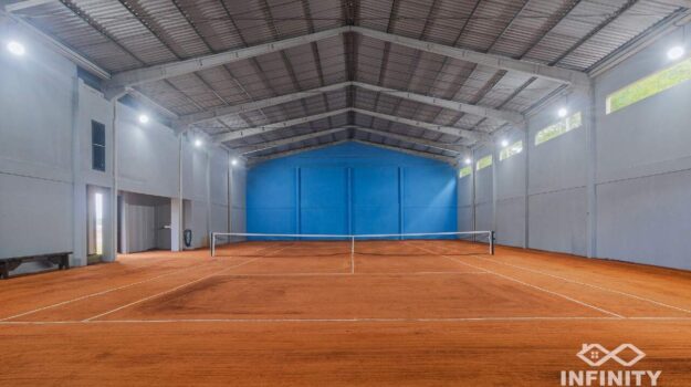 Terreno à venda no Lake: Terreno à venda no Lake: