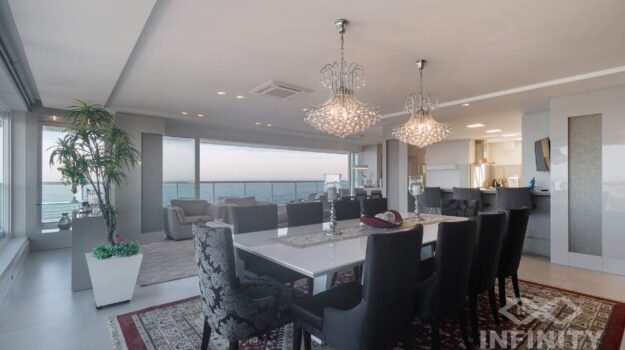 Apartamento à venda no Centro: Apartamento à venda no Centro: