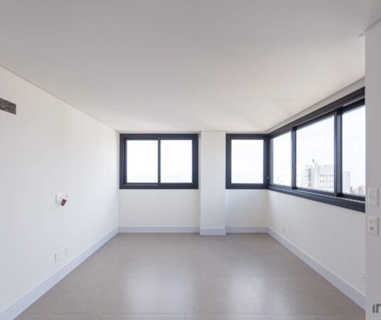 Apartamento à venda no Praia Grande: