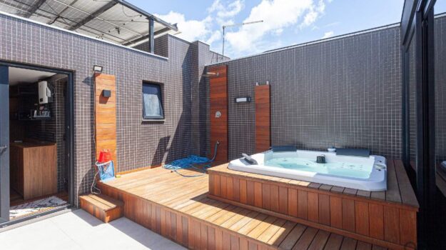 Cobertura à venda no Praia Da cal :