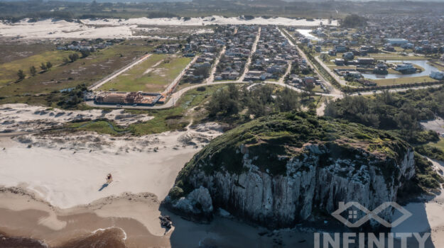 Terreno à venda no Pedra: