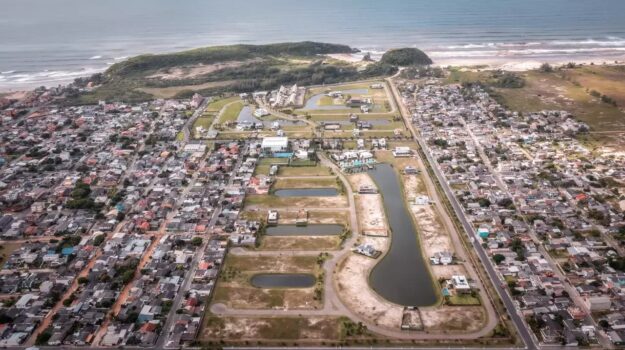 Terreno à venda no Ilhas Park: Terreno à venda no Ilhas Park: