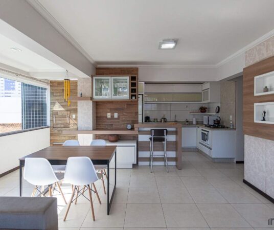 Apartamento à venda no Centro: