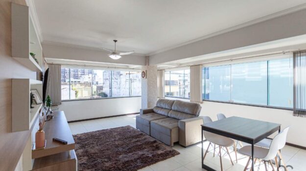 Apartamento à venda no Centro: Apartamento à venda no Centro:
