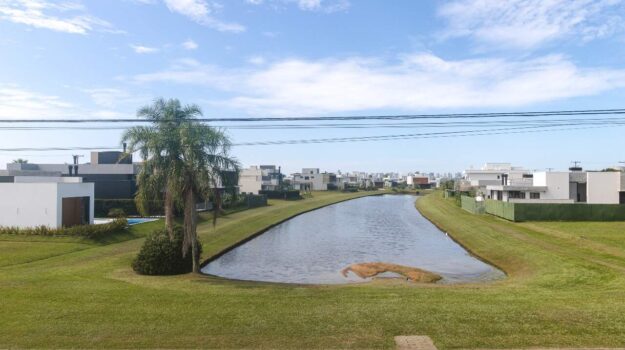 Casa à venda no Reserva das Águas: