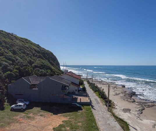 Cobertura à venda no Praia Da cal :