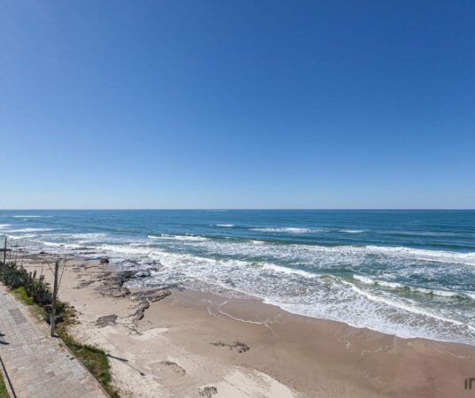 Cobertura à venda no Praia Da cal :