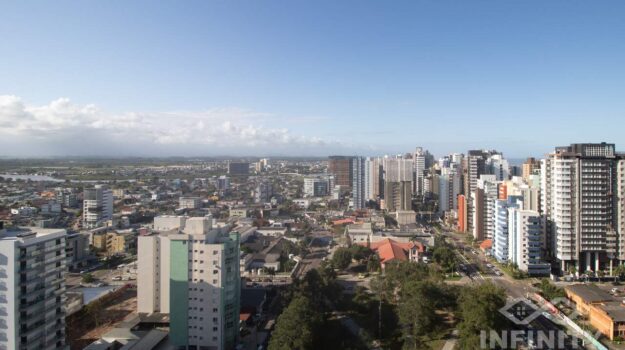 Apartamento à venda no Centro: Apartamento à venda no Centro: