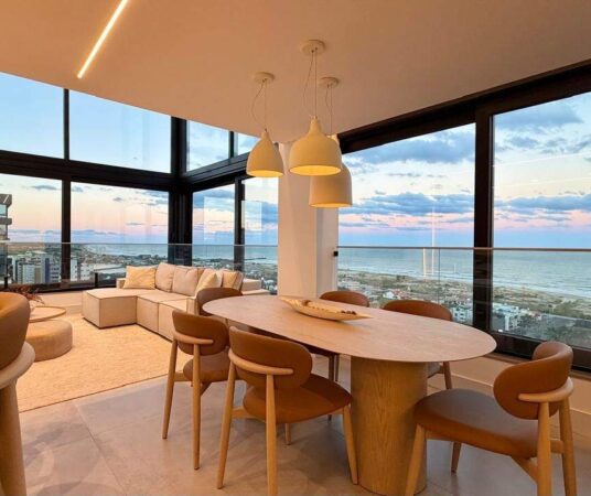 Apartamento à venda no Praia Grande: