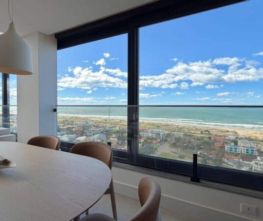 Apartamento à venda no Praia Grande: