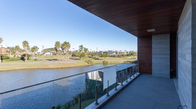 Casa à venda no Ilhas Park: