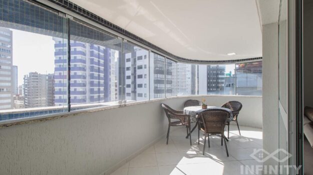 Apartamento à venda no Praia Grande: