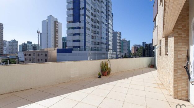 Apartamento à venda no Centro: